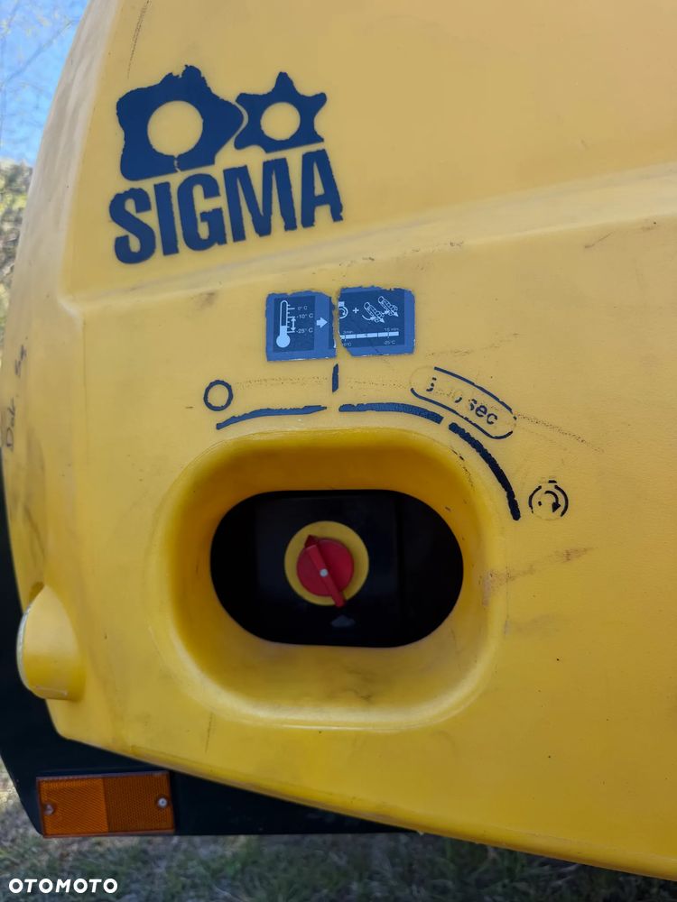 Kubota Kaeser M52 Kompresor Śrubowy Sprężarka 5,7m3. Przyczepka jezdna do rejestracji jako pojazd. 2018 rok. Regulacja ciśnienia bar od 3-8. Silnik Kubota 4cylindry. 50km. Potężna moc. Sprowadzony z Norwegii. Maszyna jak Nowa z Salonu! 1340 mtg. Okazja. Zadbana Maszyna. Dokumenty do rejestracji, książka KAESER - 36