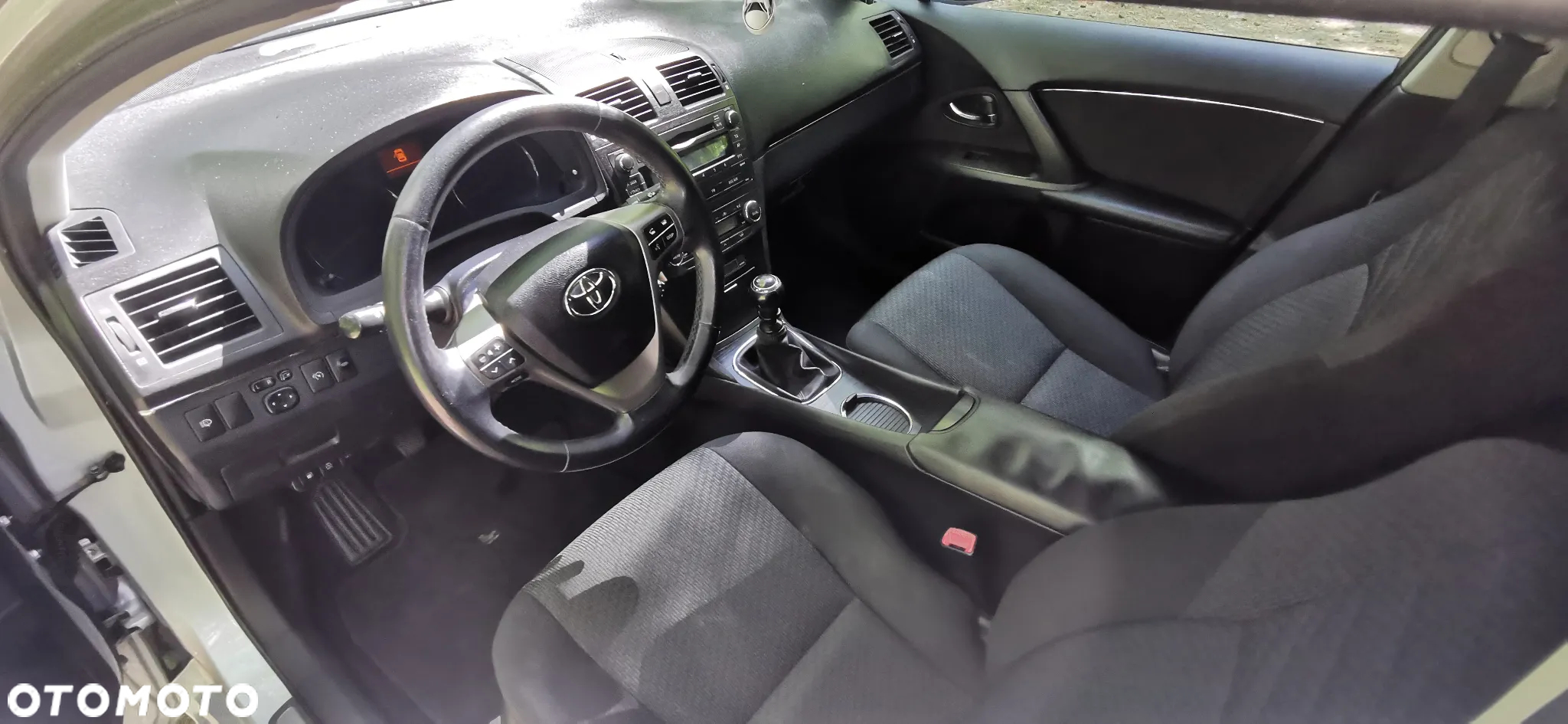 Toyota Avensis 1.8 Sol plus - 9