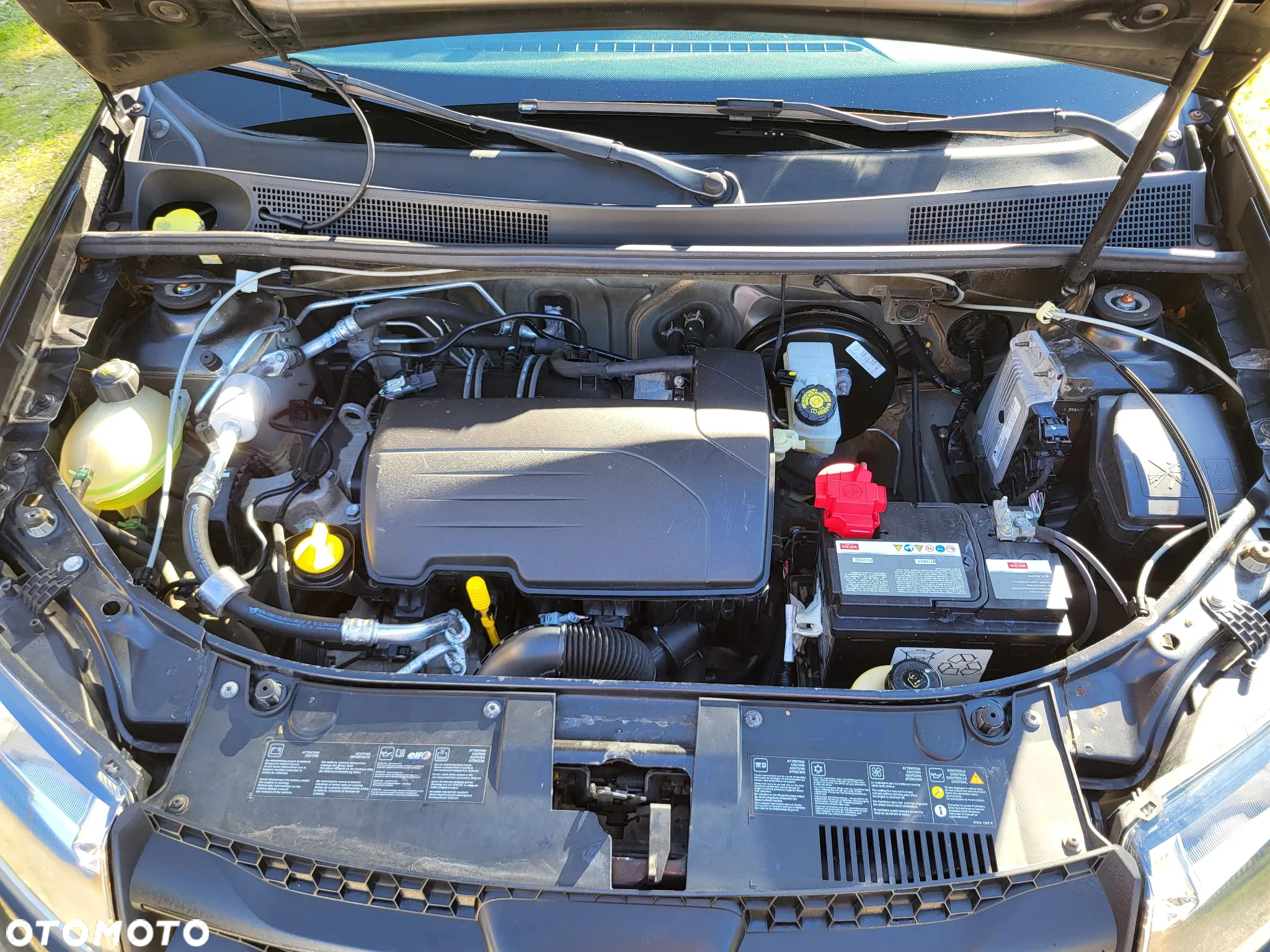 Dacia Sandero 1.2 16V 75 Ambiance - 25