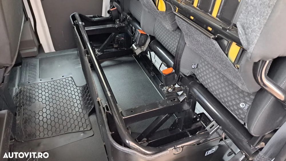 Ford TRANSIT D-CAB TREND L4 6+1 LOCURI RWD - 35