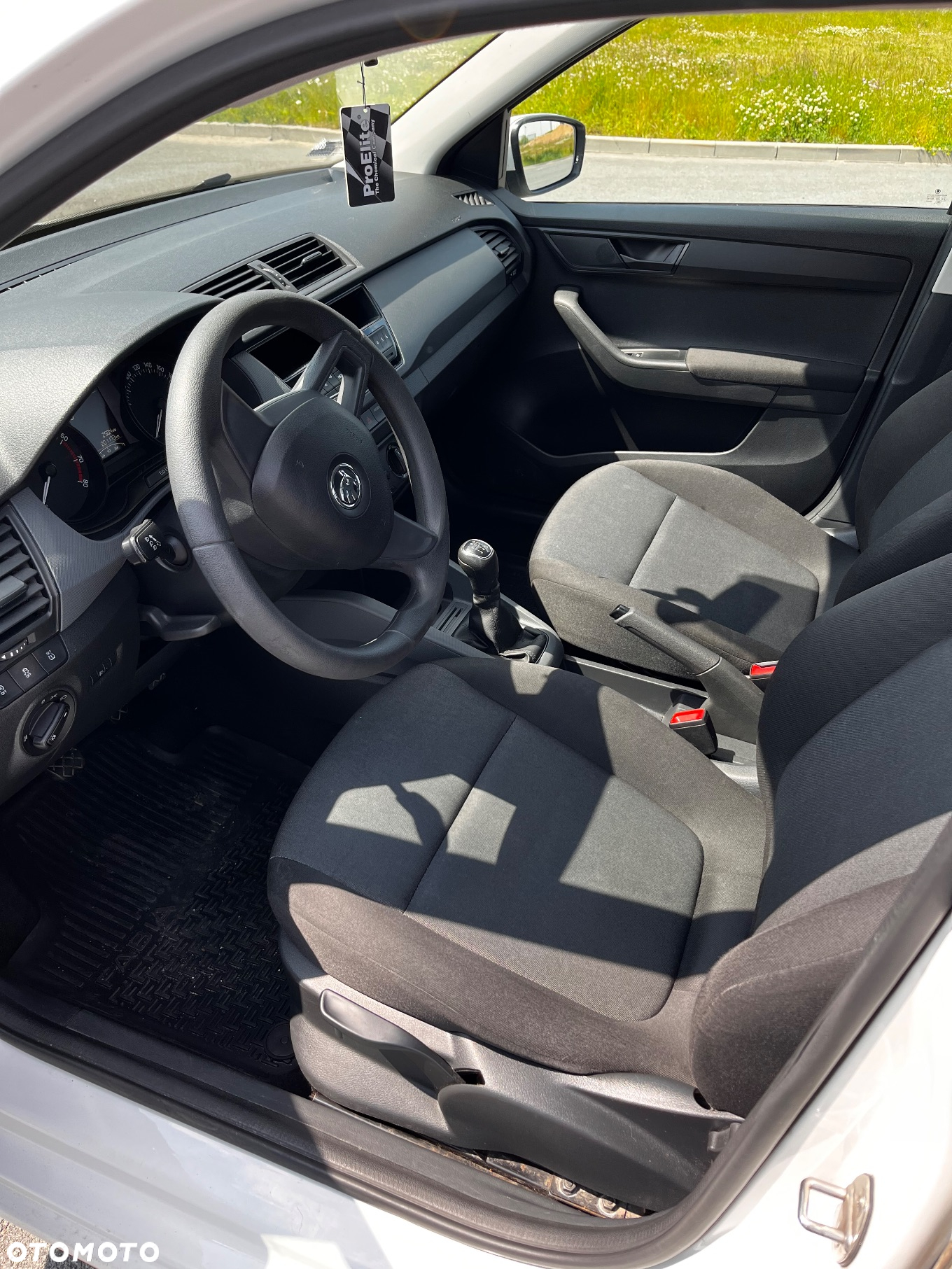 Skoda Fabia 1.0 Active - 8