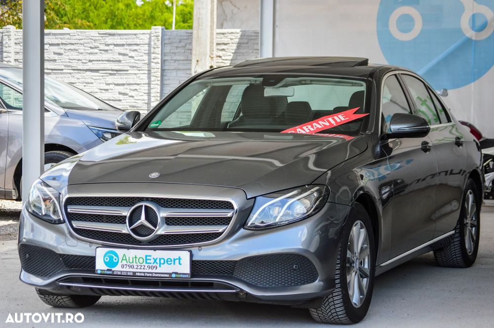 Mercedes-Benz E 200 4MATIC 9G-TRONIC Avantgarde - 11