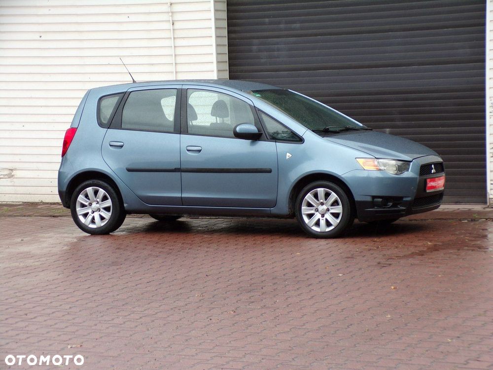 Mitsubishi Colt - 4