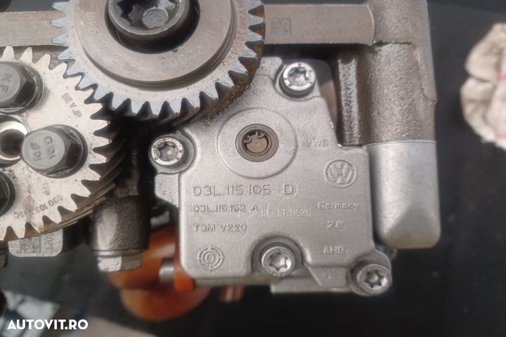 Pompa ulei 03L115105D 03L103537 03L115105D 03L103537 Volkswagen VW Tr - 7