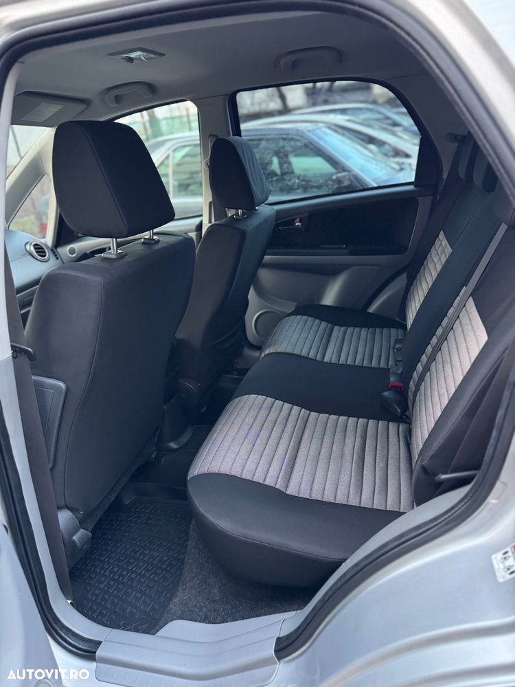 Suzuki SX4 1.9 DDIS 4WD GS - 6