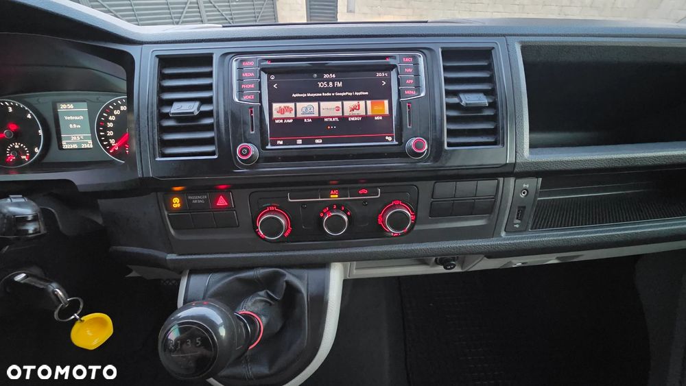 Volkswagen Transporter T6 - 21