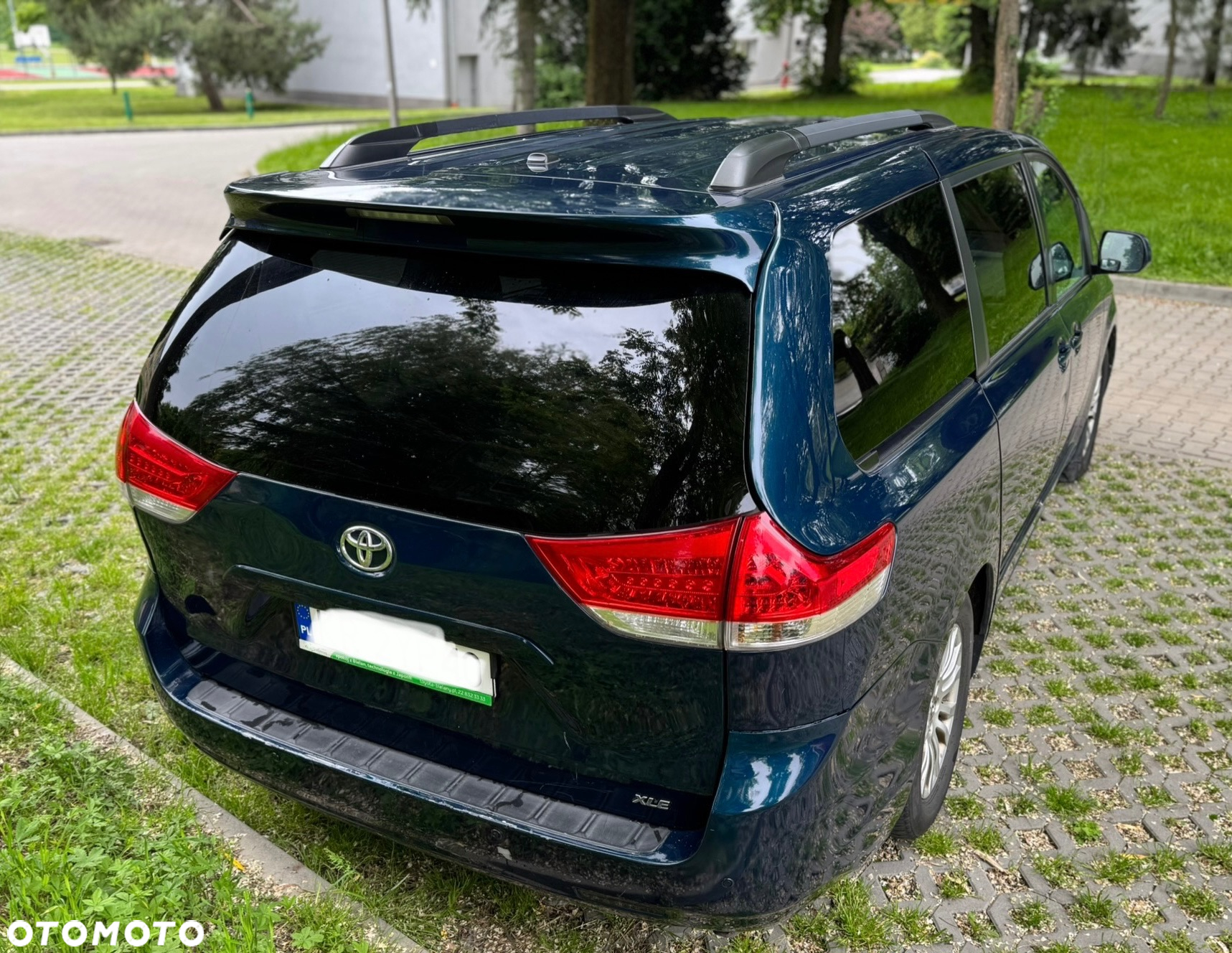 Toyota Sienna 3.5 V6 - 4