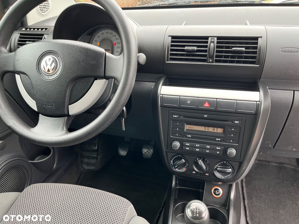 Volkswagen Fox - 22