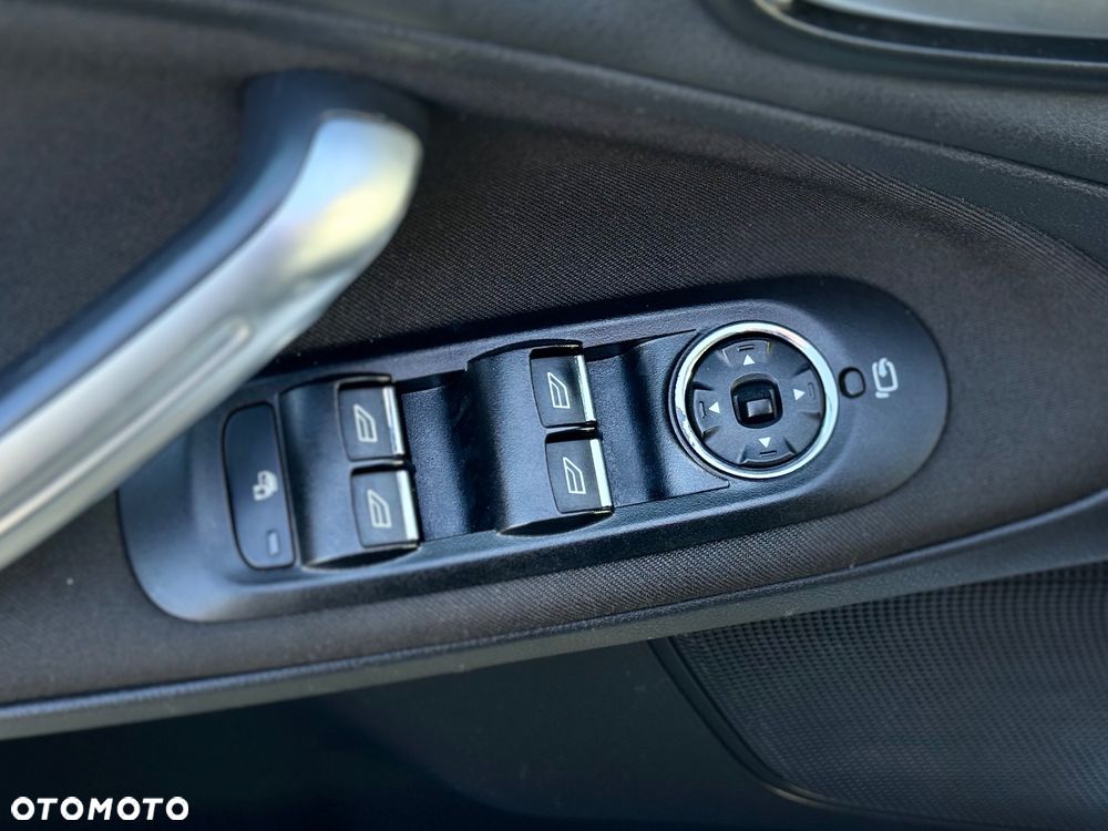 Ford S-Max - 10