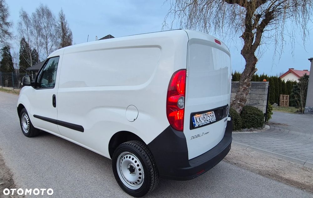 Fiat Doblo 1.4 T-Jet 16V Lounge - 3