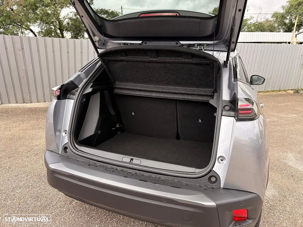 Peugeot 2008 PureTech 100 Allure - 19