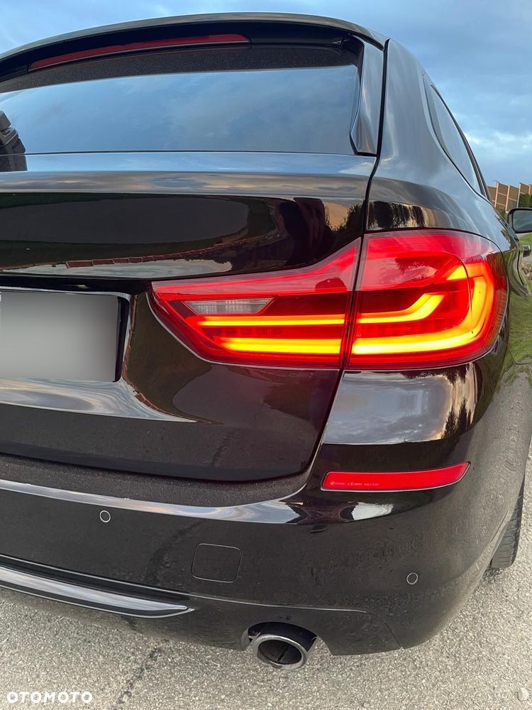BMW Seria 5 520d xDrive - 7