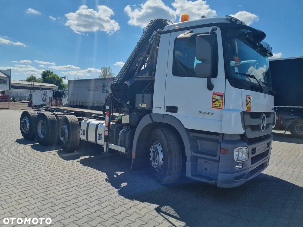 Mercedes-Benz Actros 3244 - 3
