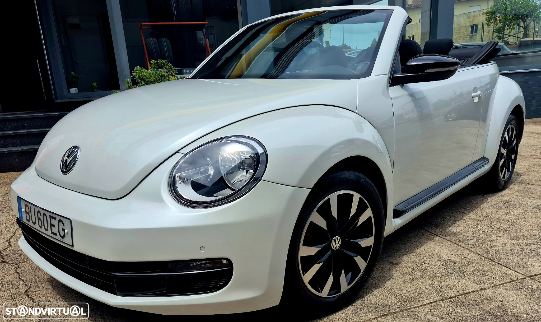 VW New Beetle Cabriolet 1.2 TSI Design DSG - 10