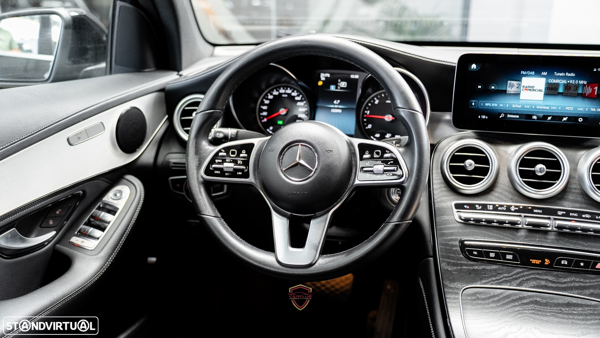 Mercedes-Benz GLC 200 Coupe d 4Matic 9G-TRONIC Exclusive - 37