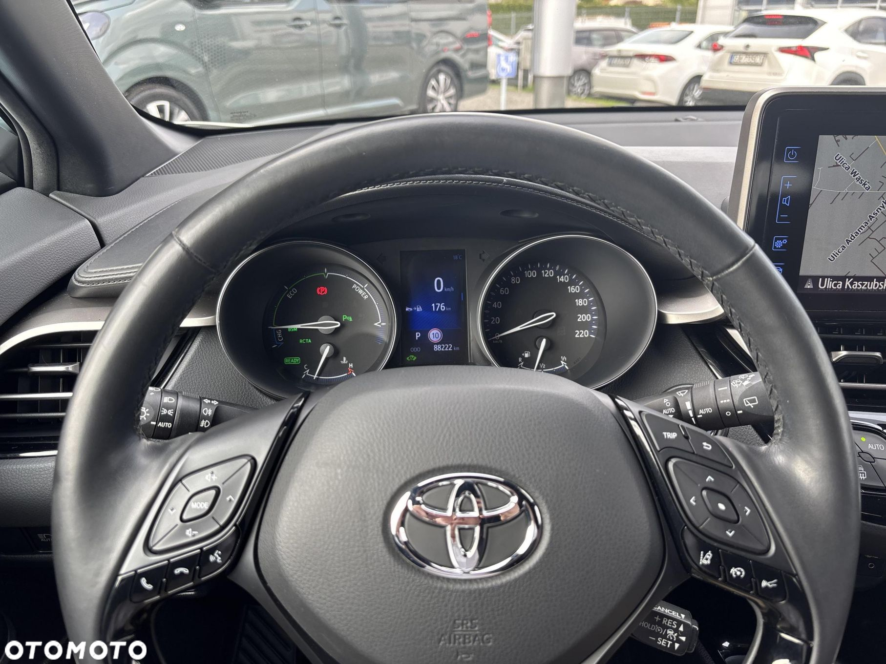 Toyota C-HR - 16