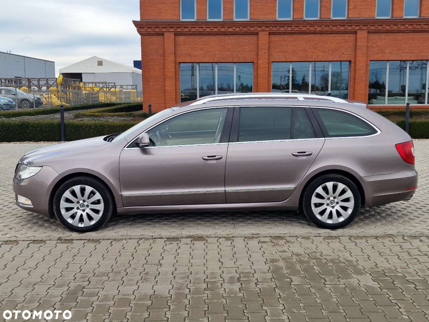 Skoda Superb - 28
