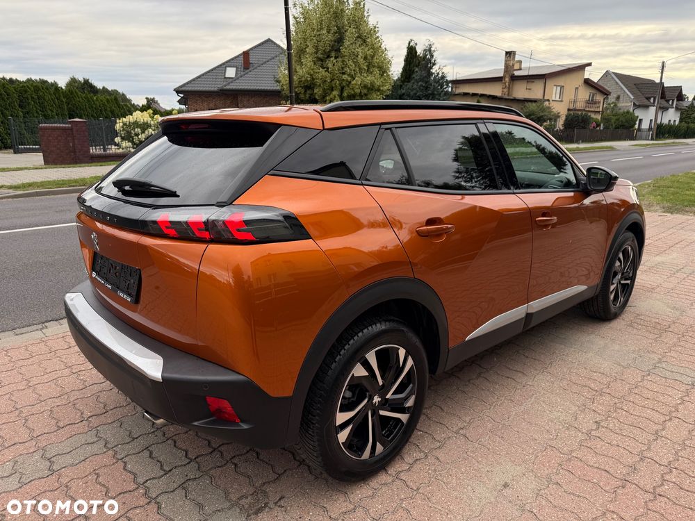 Peugeot 2008 1.5 BlueHDi Allure S&S EAT8 - 8