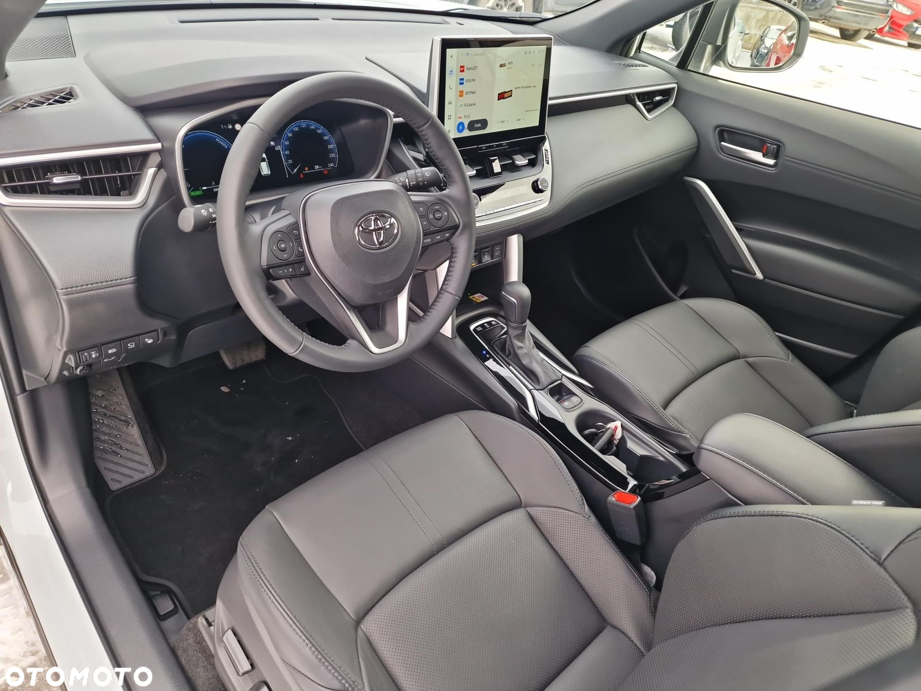 Toyota Corolla Cross - 10