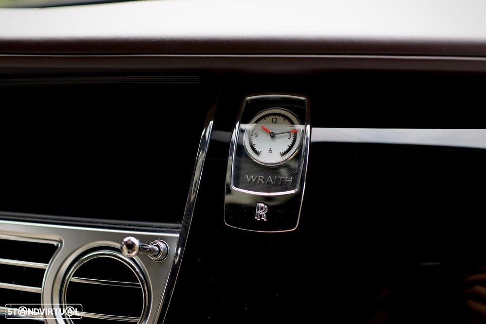 Rolls Royce Wraith 6.6 Twin-Turbo V12 - 43