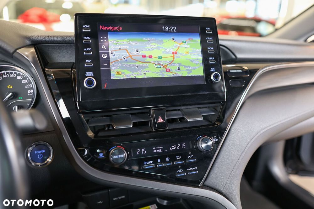 Toyota Camry - 19