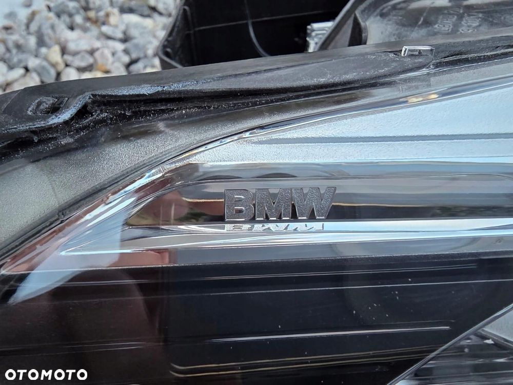 BMW X1 F48 Lampa prawa przód Full Led Dynamic 7495004-03 - 5