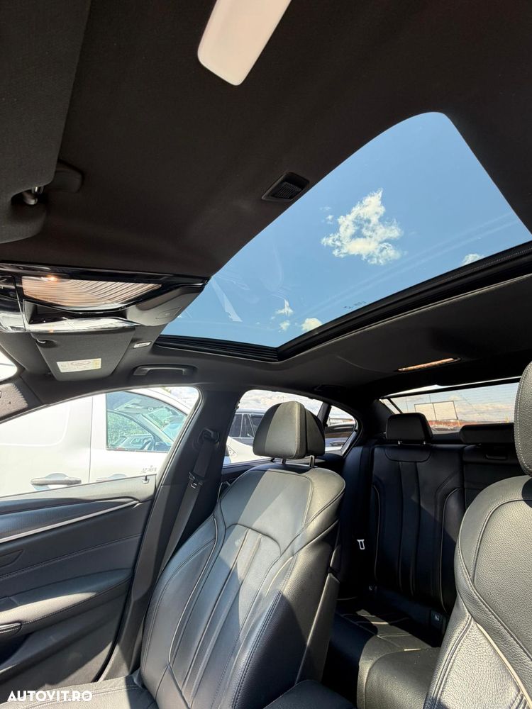 BMW Seria 5 520d xDrive AT MHEV - 20