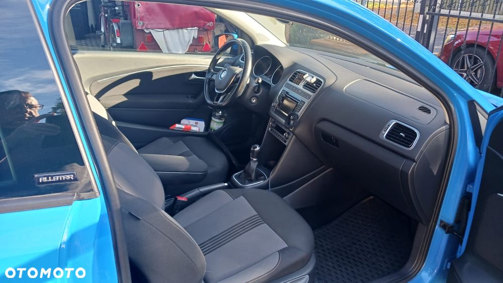 Volkswagen Polo - 11