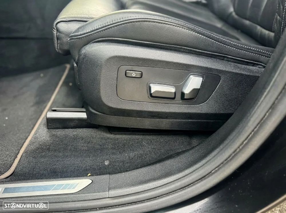 BMW X5 45 e xDrive Pack M - 25