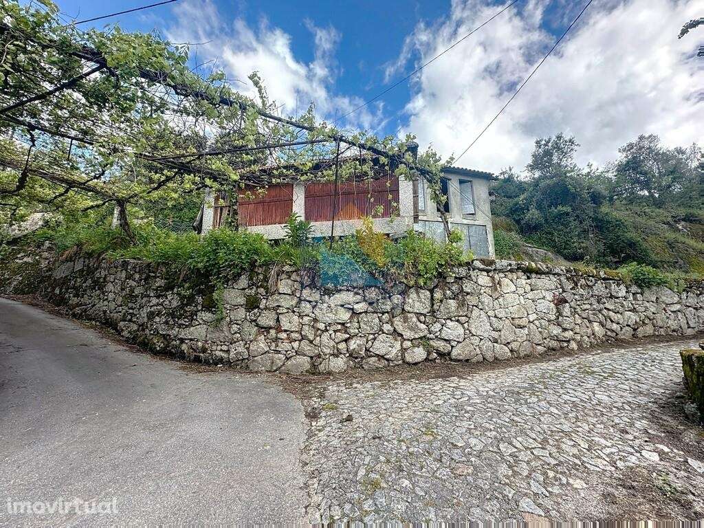 Moradia com alpendre - Grande imagem: 5/12