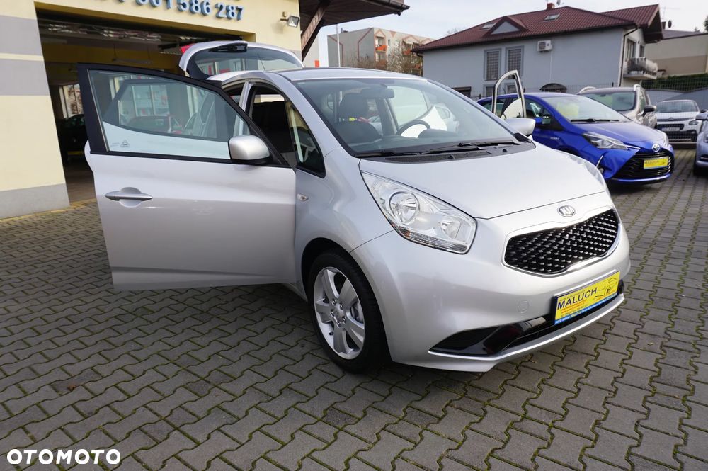 Kia Venga 1.4 Business Line - 13