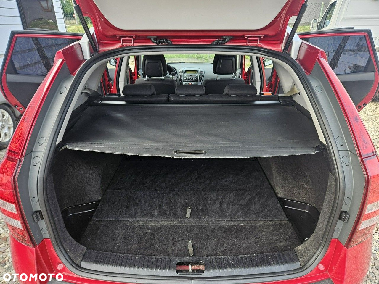 Kia Ceed - 16