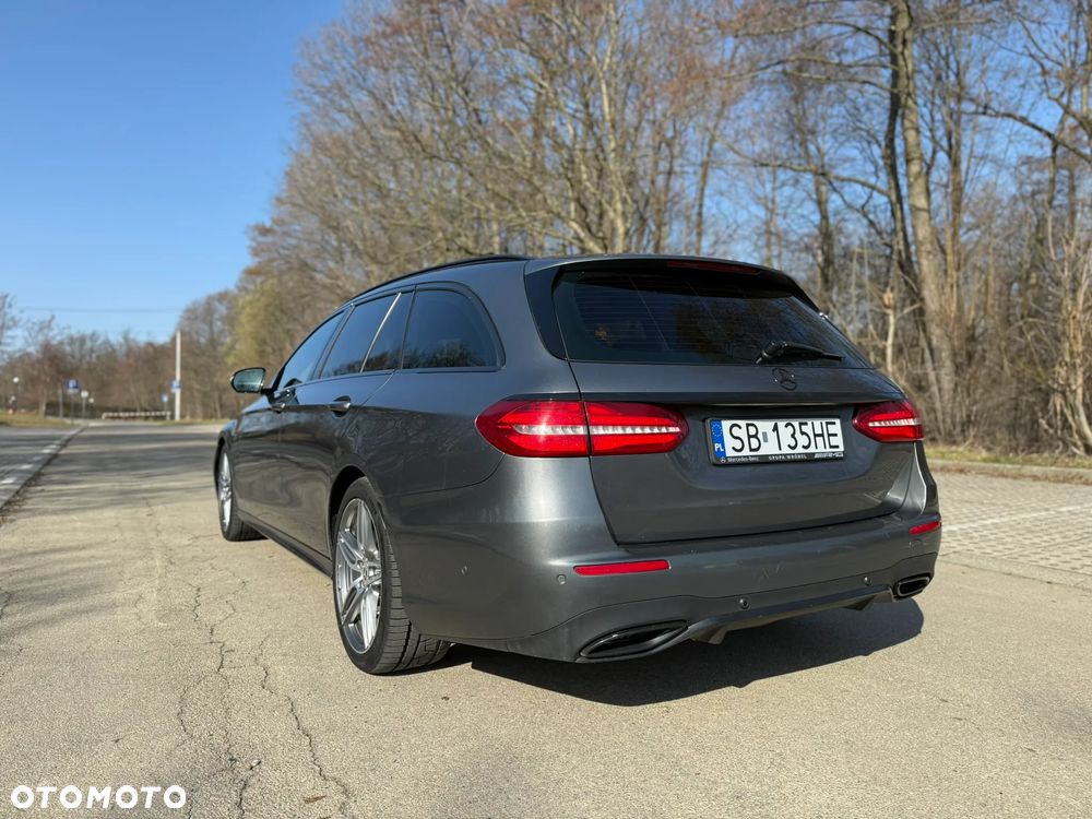 Mercedes-Benz Klasa E 220 d 9G-TRONIC - 14