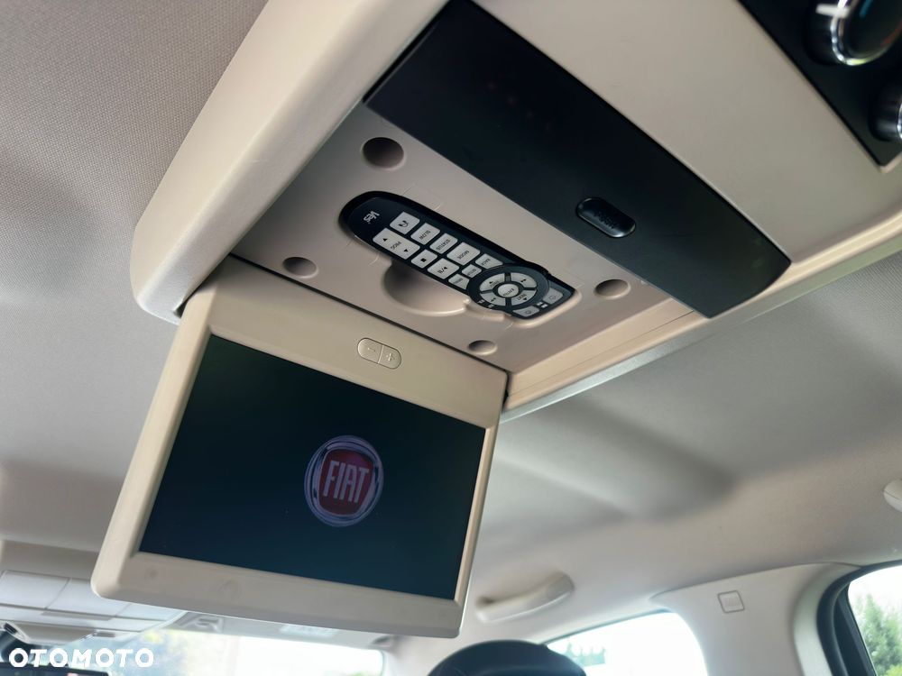 Fiat Freemont 2.0 Multijet Black Code AWD - 23