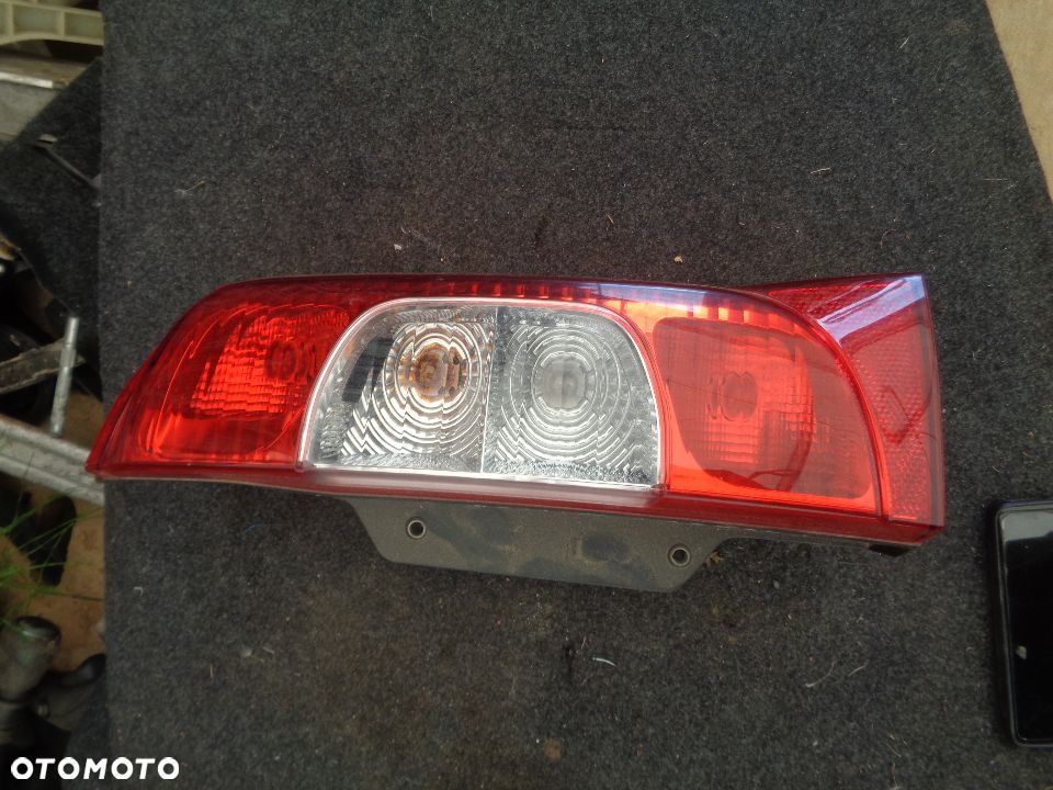 FIAT NEMO FIORINO BIPPER LAMPA TYŁ PRAWA EUROPA - 1