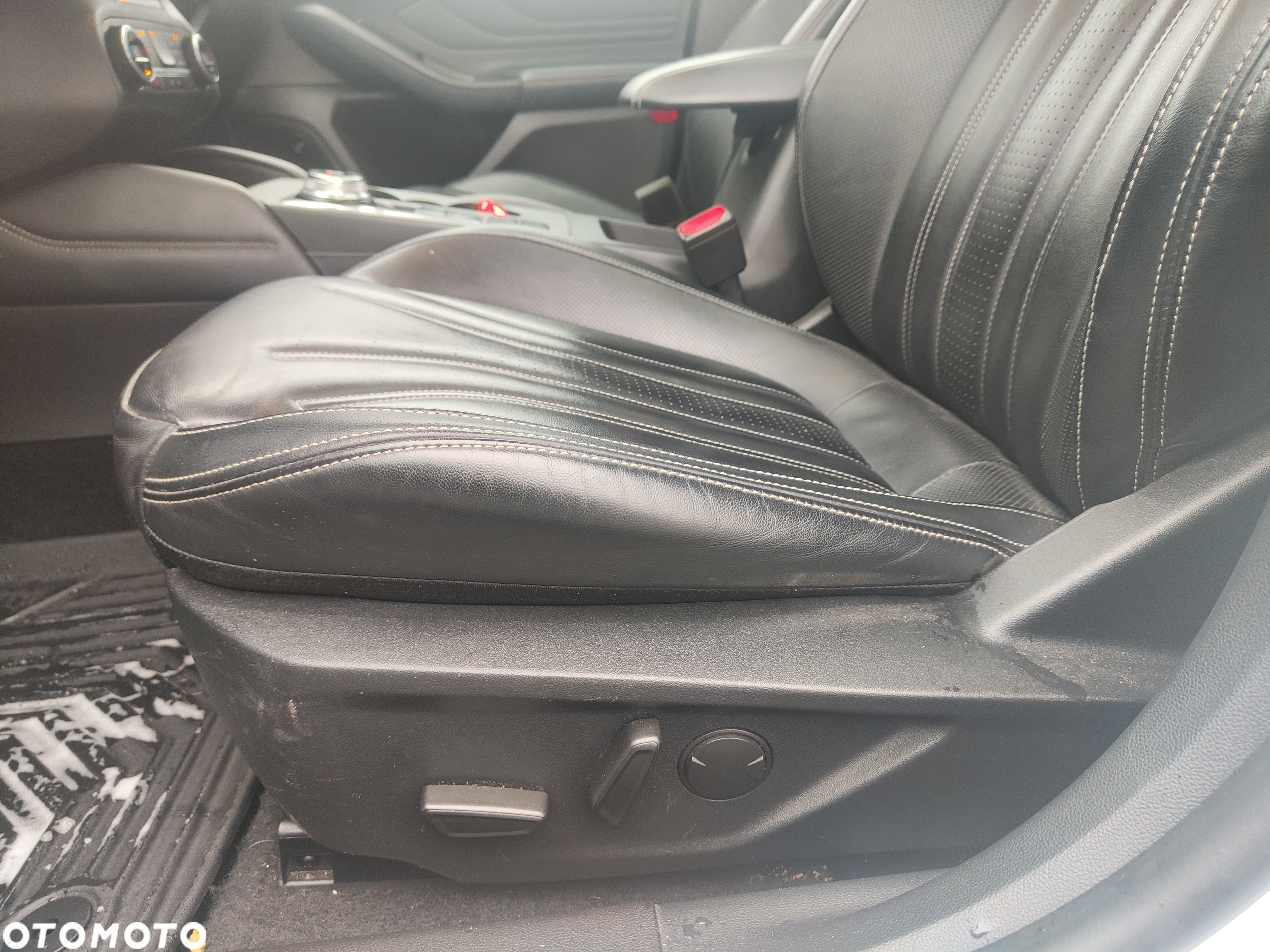Ford Focus 2.0 EcoBlue Active Business - 31