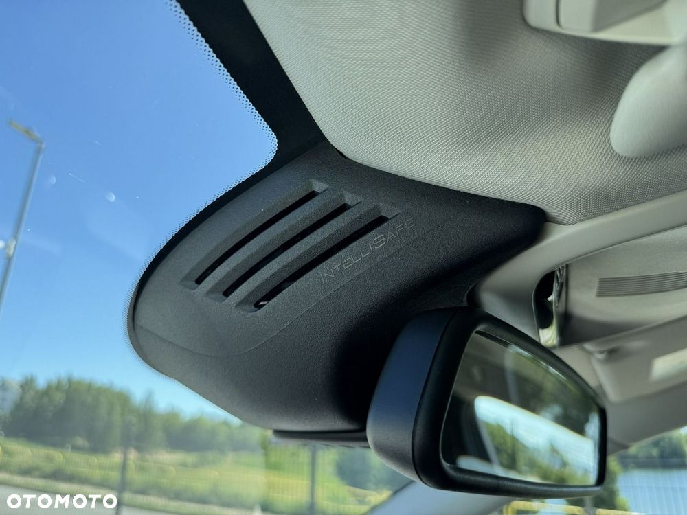 Volvo XC 60 - 30