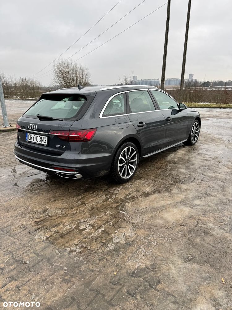 Audi A4 Avant - 4