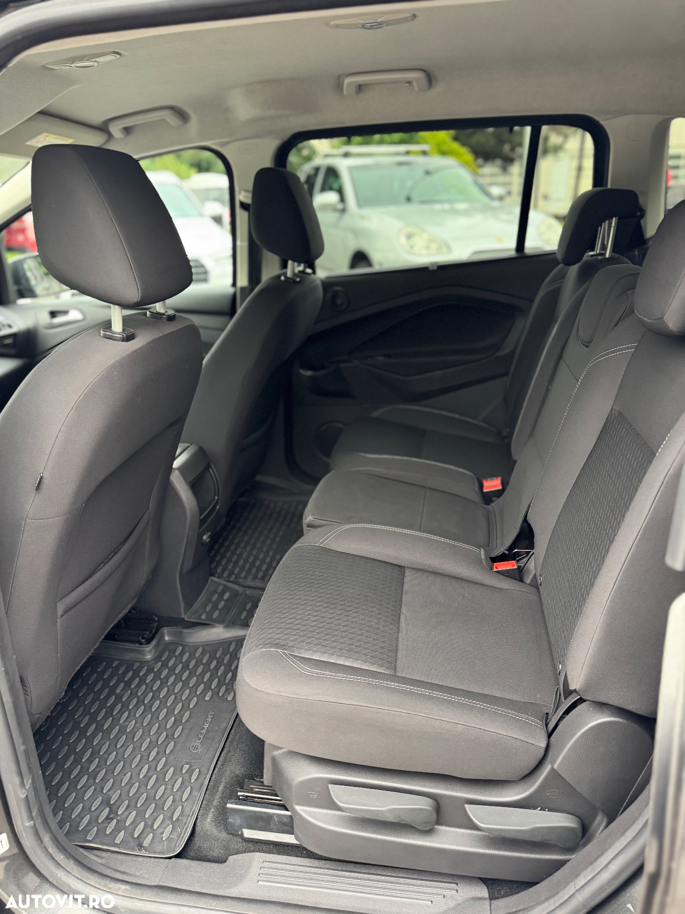 Ford C-Max - 7