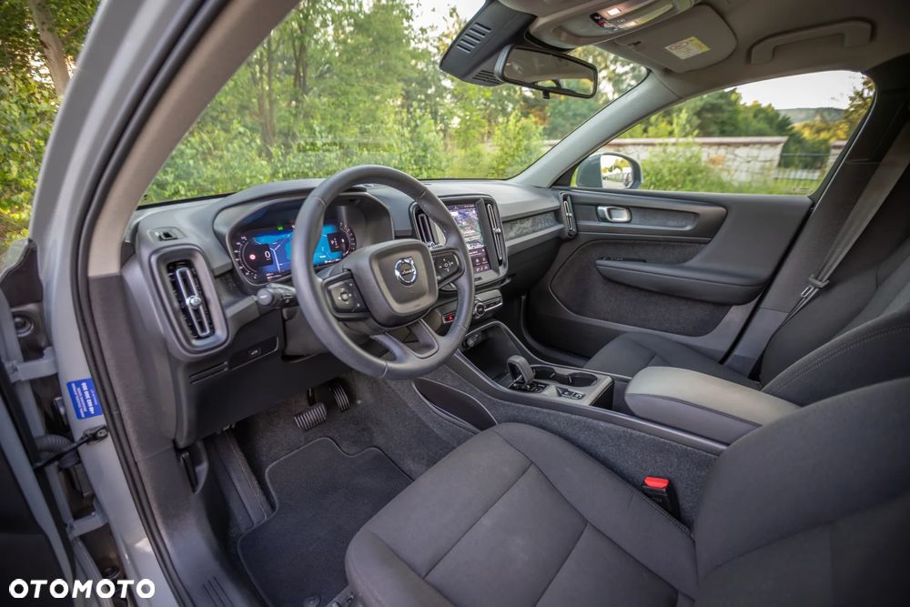 Volvo XC 40 B3 Essential - 28