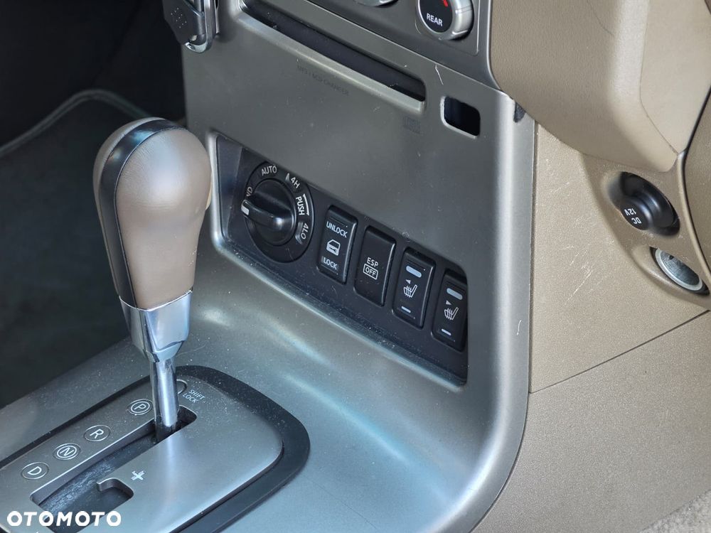 Nissan Pathfinder - 7