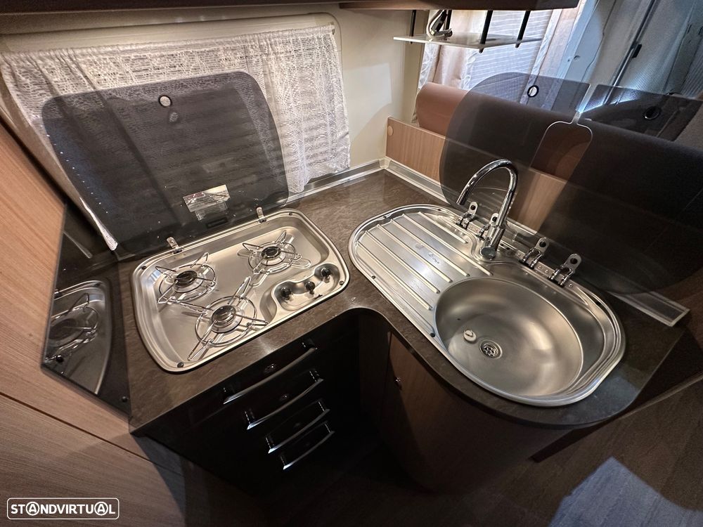 Burstner Aviano i727 - 15