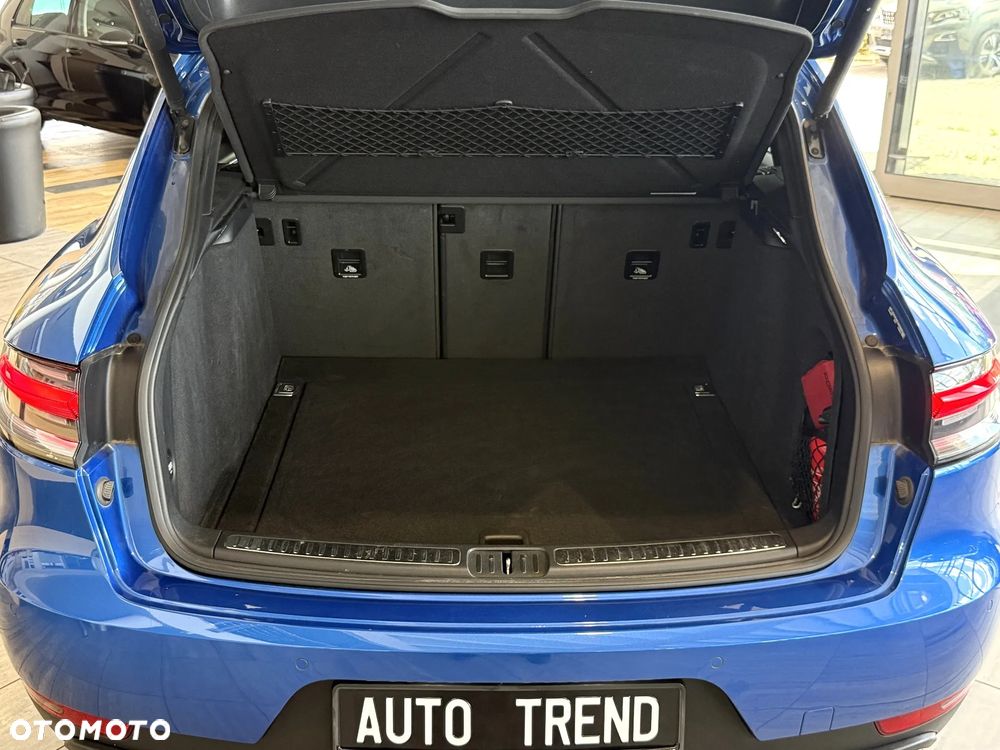 Porsche Macan - 28