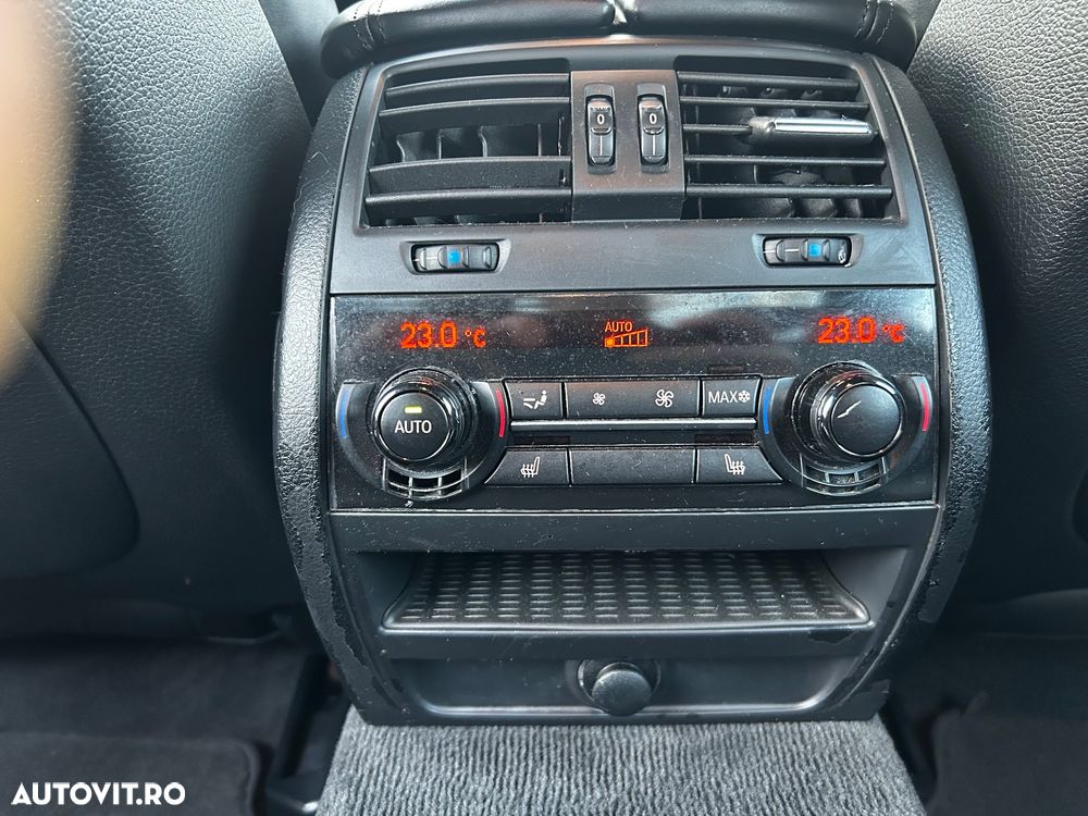 BMW Seria 5 535i Sport-Aut. Luxury Line - 23