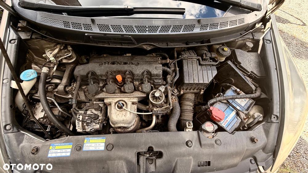 Honda Civic 1.8 Comfort - 3