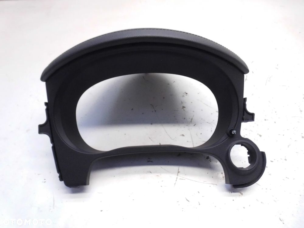 OSŁONA DASZEK RAMKA LICZNIKA ZEGARÓW MITSUBISHI OUTLANDER III LIFT SKÓRA ORYGINAŁ