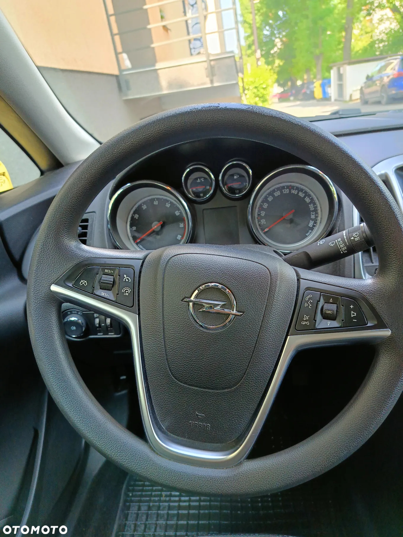 Opel Astra - 11