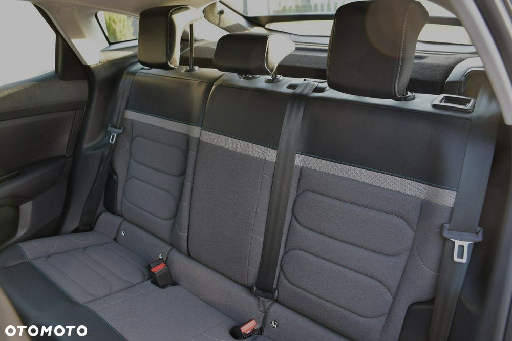 Citroën C4 1.2 PureTech Shine S&S - 17