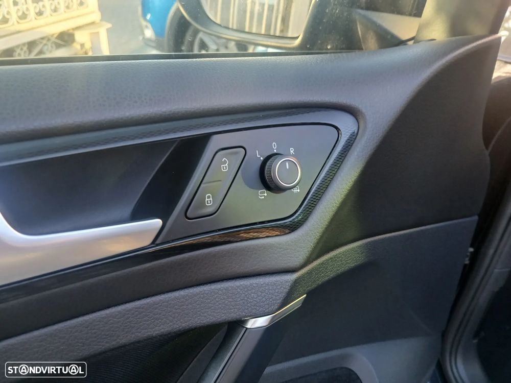 VW Golf 2.0 TDI GTD DSG - 37