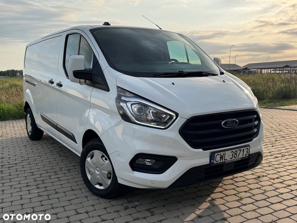 Ford TRANSIT CUSTOM - 21